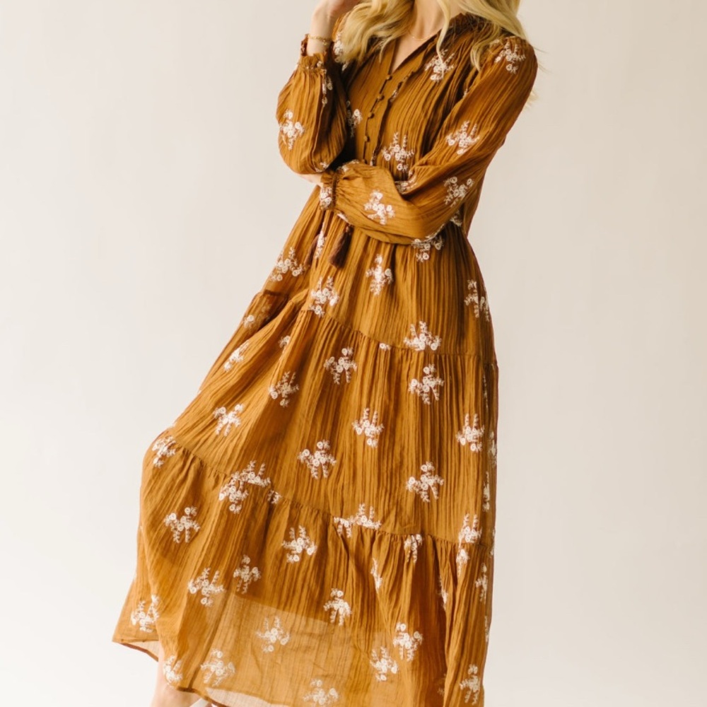 Piper & Scoot Floral Brown Maxi Dress